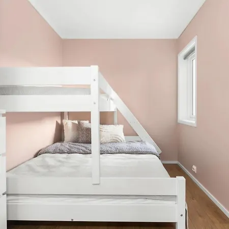 Stunning In Lindesnes With Wifi * Svinoy