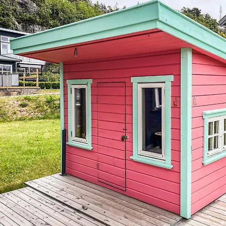 Stunning In Lindesnes With Wifi